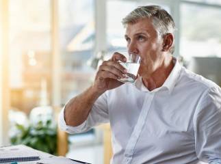 Drinking Water for Higher Sexappeal?