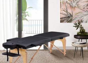 The Pros and Cons of Massage Tables