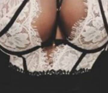 London Escort Lorrycream Adult Entertainer in United Kingdom, Adult Service Provider, Escort and Companion.