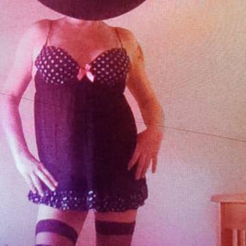 Dudley Escort Poppy Adult Entertainer, Adult Service Provider, Escort and Companion.