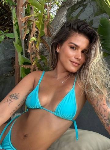 London Escort Cinzia Adult Entertainer in United Kingdom, Female Adult Service Provider, Brazilian Escort and Companion.
