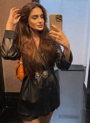 London Escort Joneva Adult Entertainer in United Kingdom, Female Adult Service Provider, Brazilian Escort and Companion.