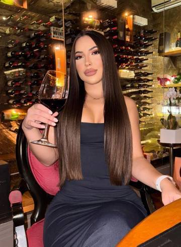 London Escort Miletti34 Adult Entertainer in United Kingdom, Female Adult Service Provider, Brazilian Escort and Companion.