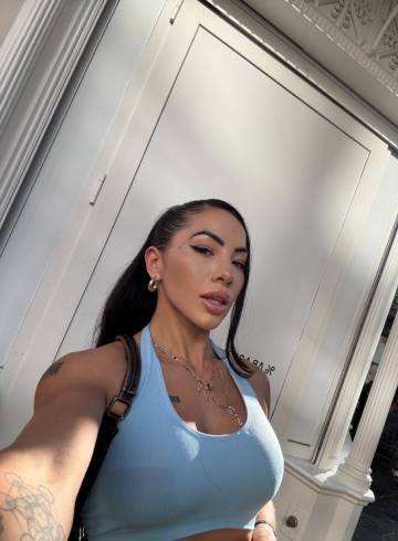 Photo of Aberdeen Escort Morganlee Aberdeen Escort Morganlee Adult Entertainer in United Kingdom, Female Adult Service Provider, American Escort and Companion.