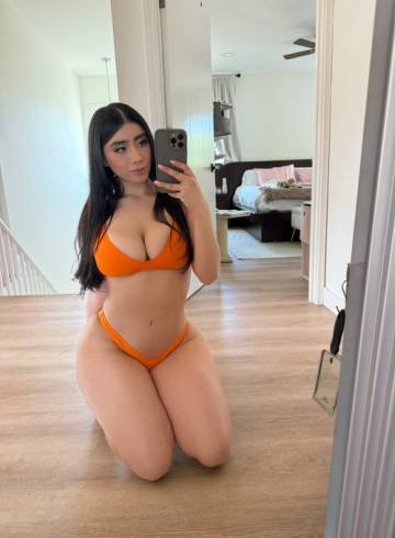 London Escort Marinehot Adult Entertainer in United Kingdom, Female Adult Service Provider, Portuguese Escort and Companion.