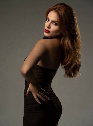 London Escort Vanetta Adult Entertainer in United Kingdom, Female Adult Service Provider, Brazilian Escort and Companion.