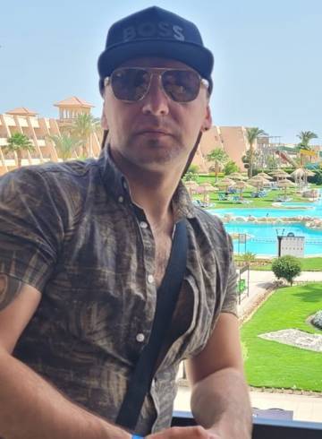 Brighton Escort Sedy Adult Entertainer in United Kingdom, Male Adult Service Provider, Escort and Companion.