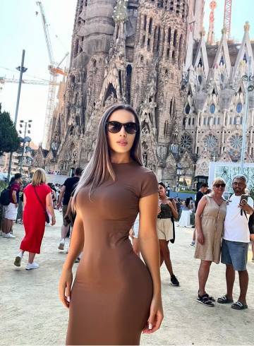 London Escort Felizmente Adult Entertainer in United Kingdom, Female Adult Service Provider, Escort and Companion.