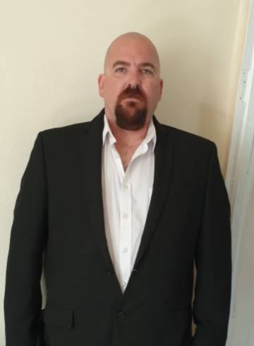 Derby Escort David Adult Entertainer in United Kingdom, Male Adult Service Provider, Escort and Companion.