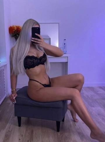 Croydon Escort Elysa Adult Entertainer in United Kingdom, Female Adult Service Provider, Escort and Companion.