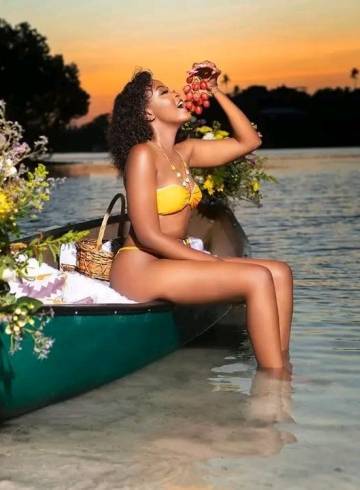 Milton Keynes Escort Sexxy Adult Entertainer in United Kingdom, Female Adult Service Provider, Escort and Companion.