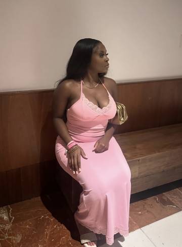 Norwich Escort bigblackT82 Adult Entertainer in United Kingdom, Female Adult Service Provider, Escort and Companion.