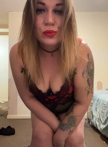 Leeds Escort Lilalovescock Adult Entertainer in United Kingdom, Female Adult Service Provider, Escort and Companion.