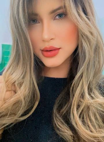 London Escort Makoa Adult Entertainer in United Kingdom, Female Adult Service Provider, Brazilian Escort and Companion.