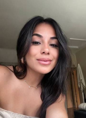 London Escort Ichigo Adult Entertainer in United Kingdom, Female Adult Service Provider, Brazilian Escort and Companion.