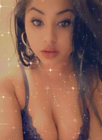Coventry Escort Alexxxia24 Adult Entertainer in United Kingdom, Female Adult Service Provider, Colombian Escort and Companion.