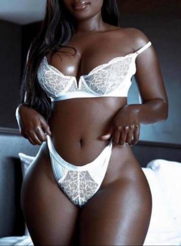 London Escort ebonysara Adult Entertainer in United Kingdom, Female Adult Service Provider, British Escort and Companion.