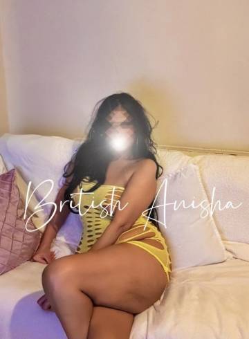 Epsom Escort Exotic  British Adult Entertainer in United Kingdom, Female Adult Service Provider, British Escort and Companion.
