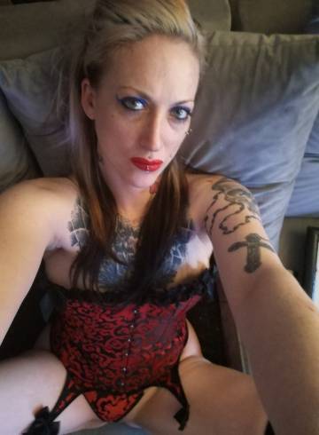 Wolverhampton Escort Harlequin Adult Entertainer in United Kingdom, Female Adult Service Provider, British Escort and Companion.