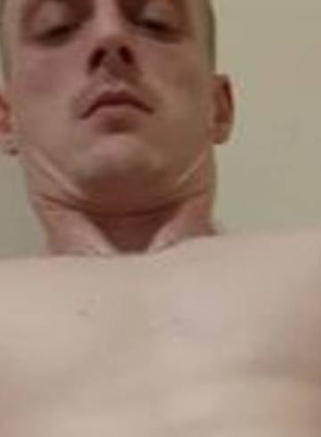 Edinburgh Escort Johnnyd33 Adult Entertainer in United Kingdom, Male Adult Service Provider, Escort and Companion.