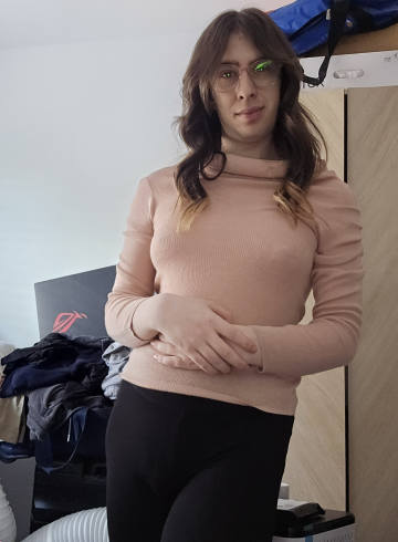 Peterborough Escort Lilith  Evergarden Adult Entertainer in United Kingdom, Trans Adult Service Provider, Romanian Escort and Companion.