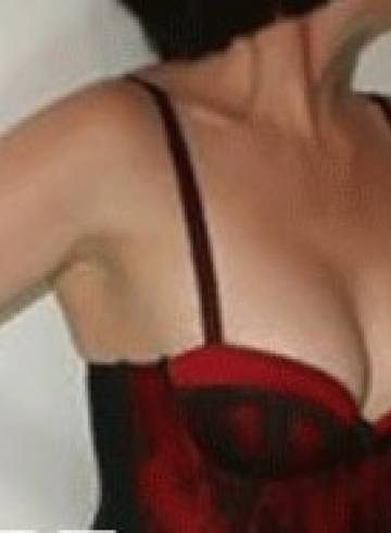 Portsmouth Escort SugarSweet Adult Entertainer in United Kingdom, Female Adult Service Provider, British Escort and Companion.